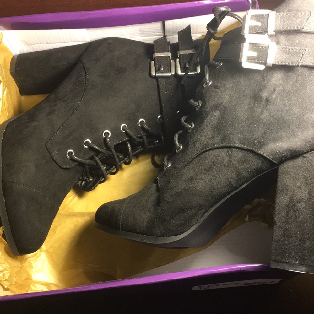 Klaim from madden girl by Steve Madden